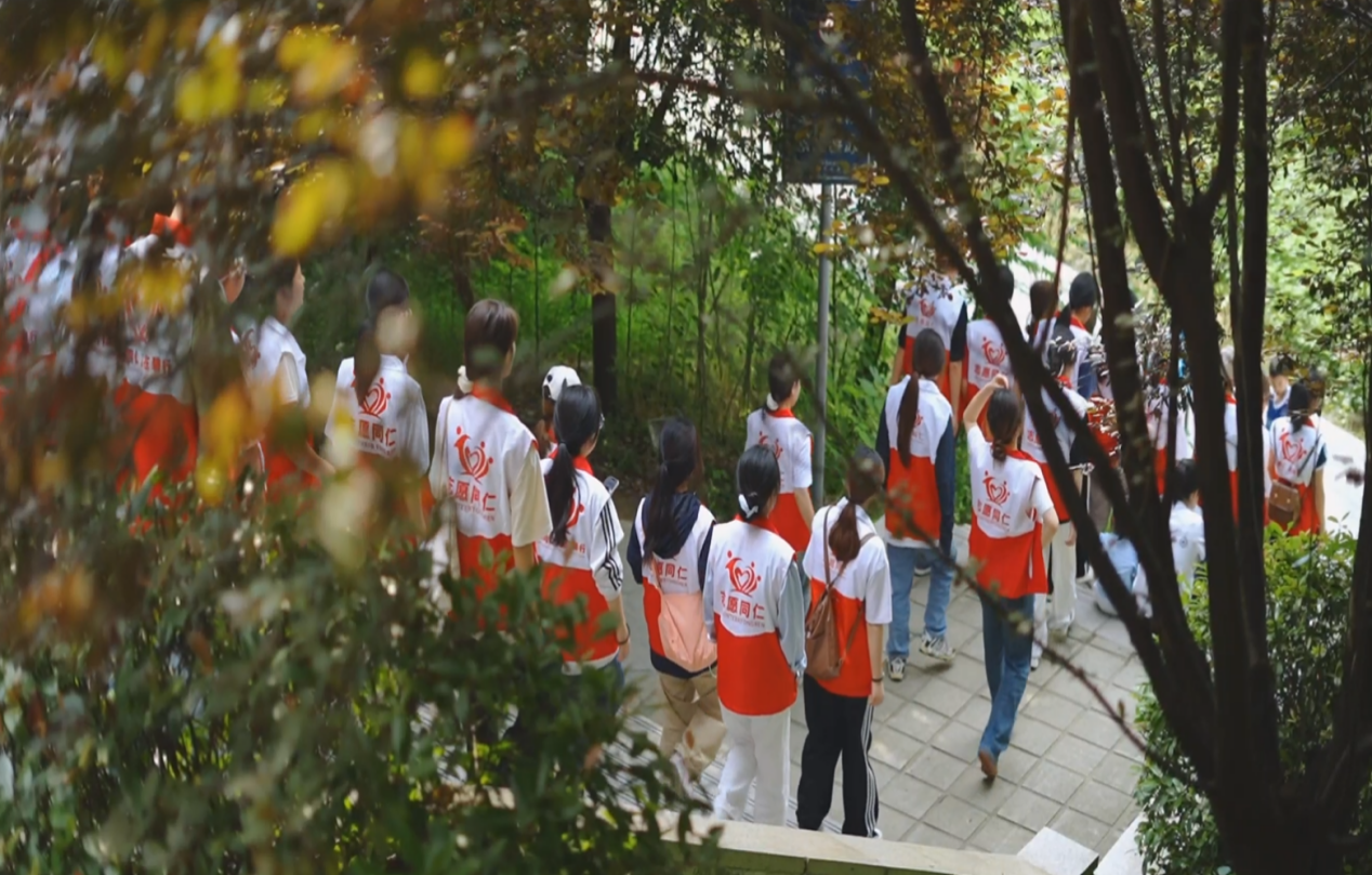 志愿服务现场。